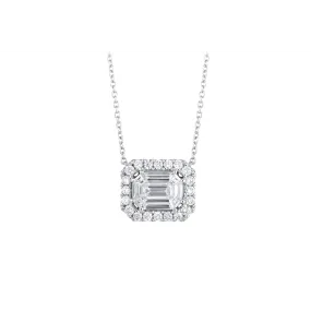 18K White Gold Diamond Cluster Pendant Necklace