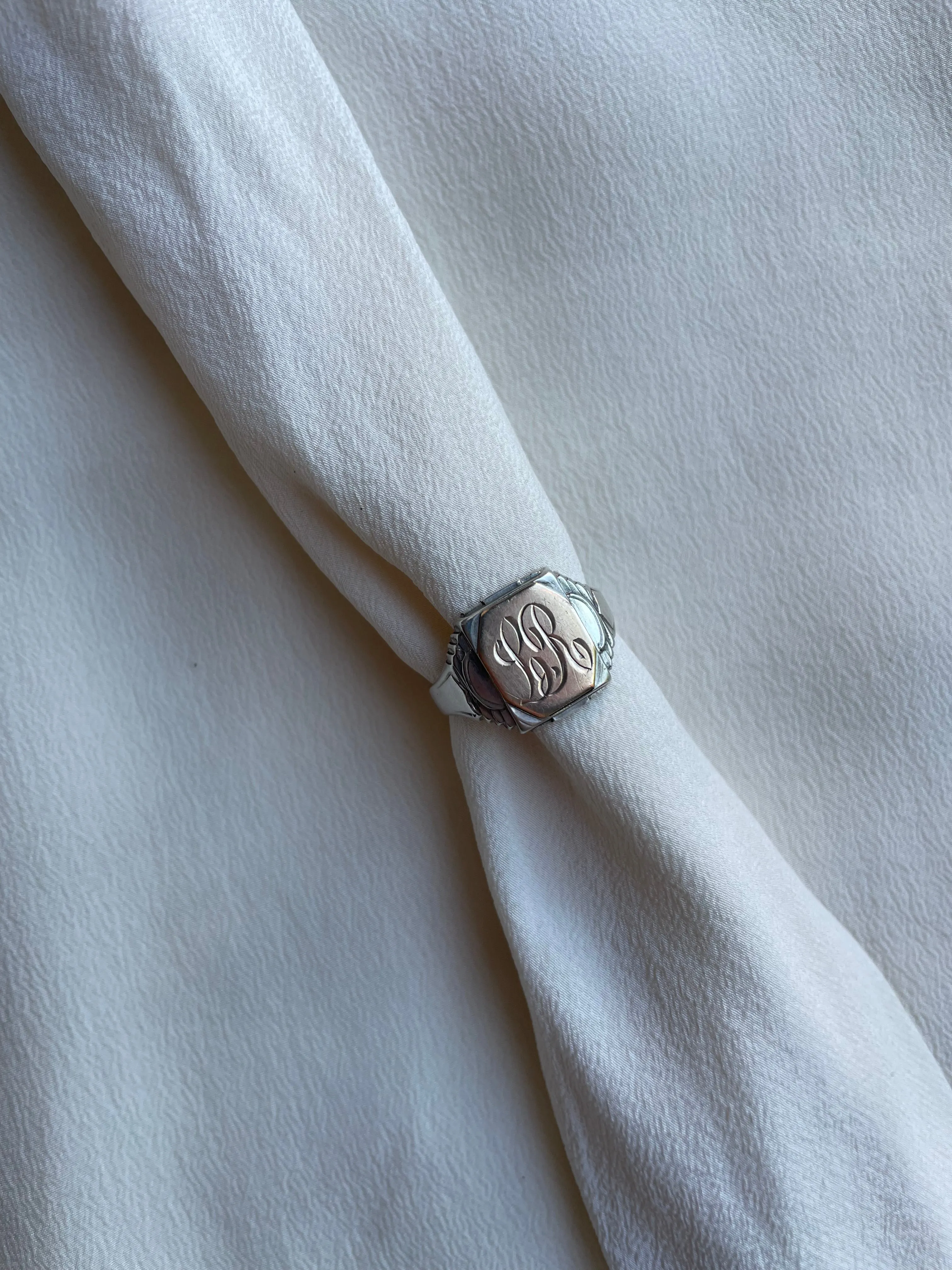 1940s Sterling and Gold "LR" Signet Ring R114