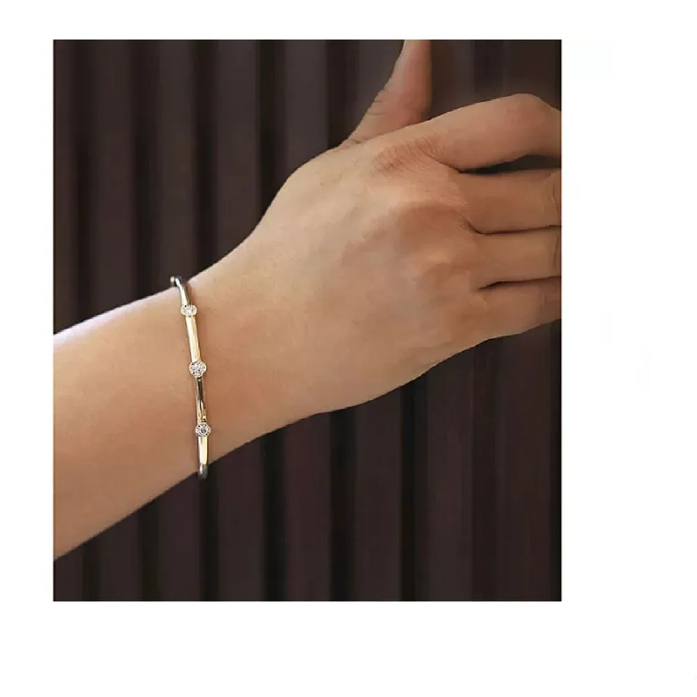 Diamond Bangle Bracelet in 14K Yellow Gold JNY6451-01FT 0.30 CT. T.W.
