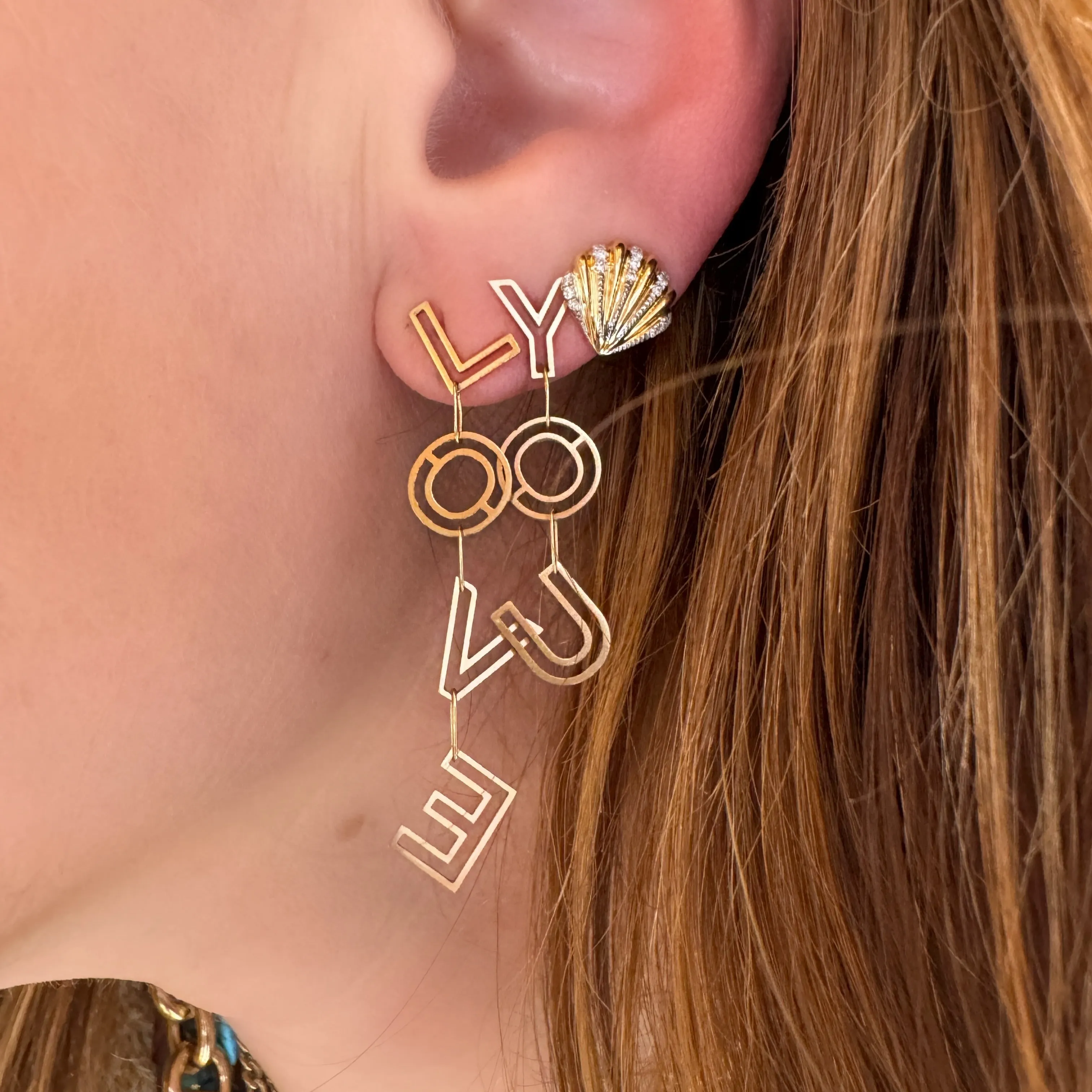 Diamond Shine & Shimmer Seashell Stud Earring