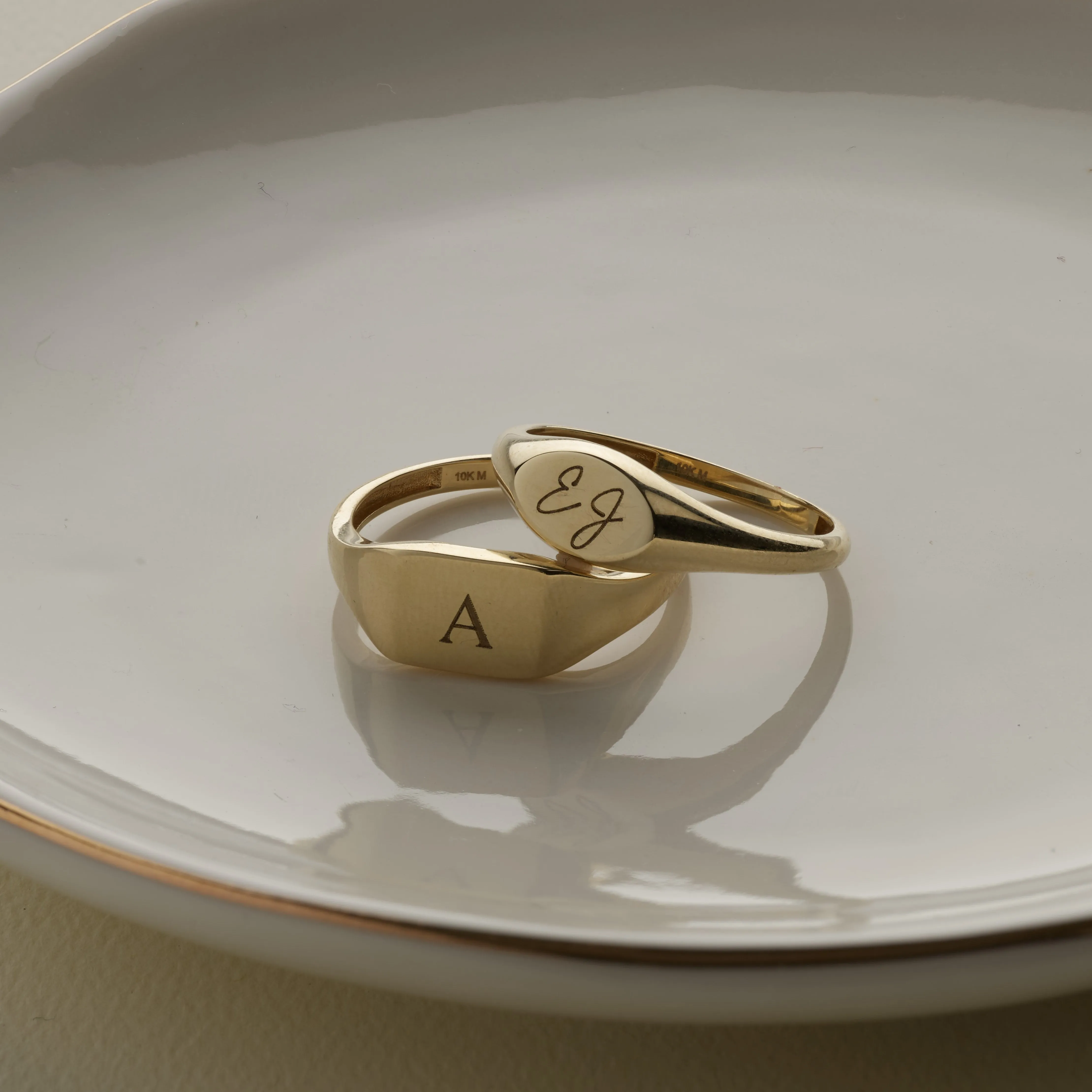 Engravable Rectangle Signet Pinky Ring in 10k Gold