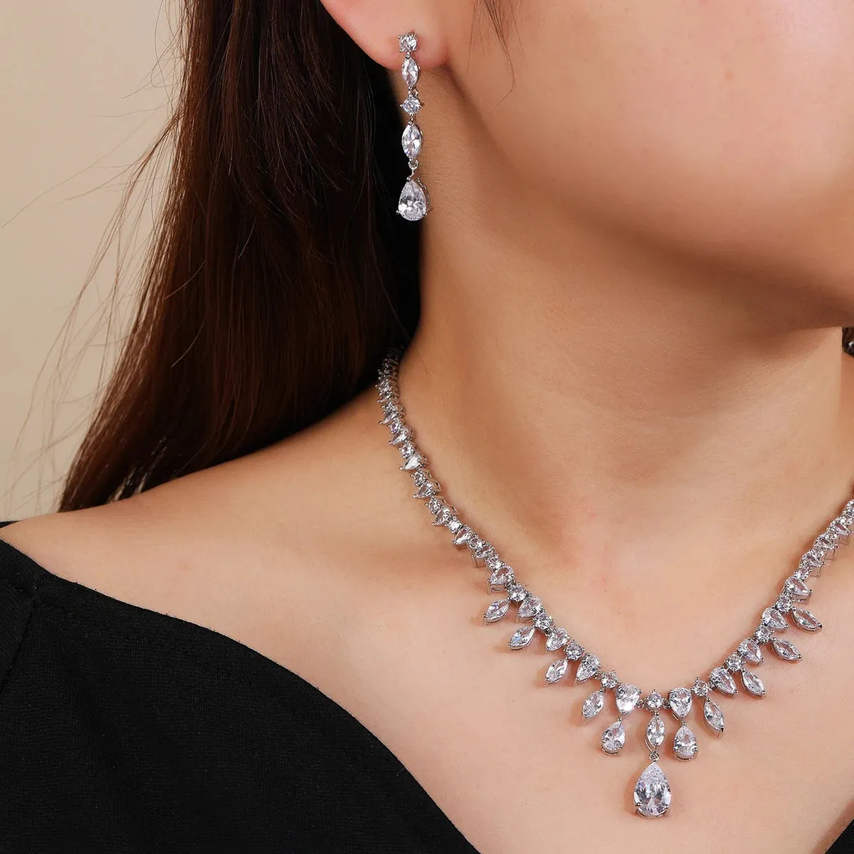 Fashion Simple Transparent CZ Shiny Water Drop Cubic Zirconia Wedding Party Necklace Earrings Jewelry Set CN10835