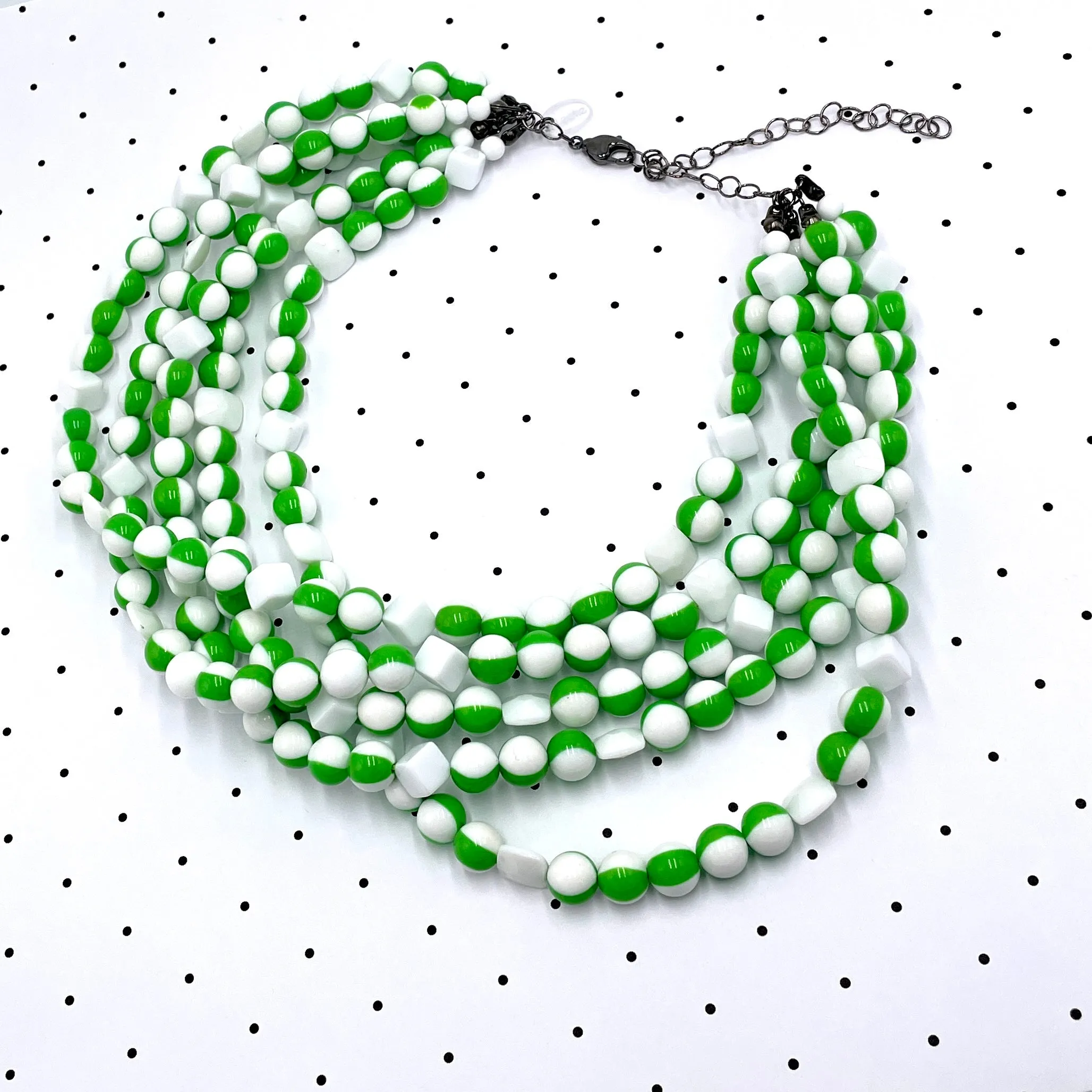 MidMod Green & White Sylvie Necklace