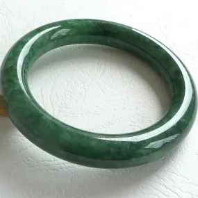 Natural Jade Bangle Jadeite Bangle Internal Diameter 55.8mm BER092