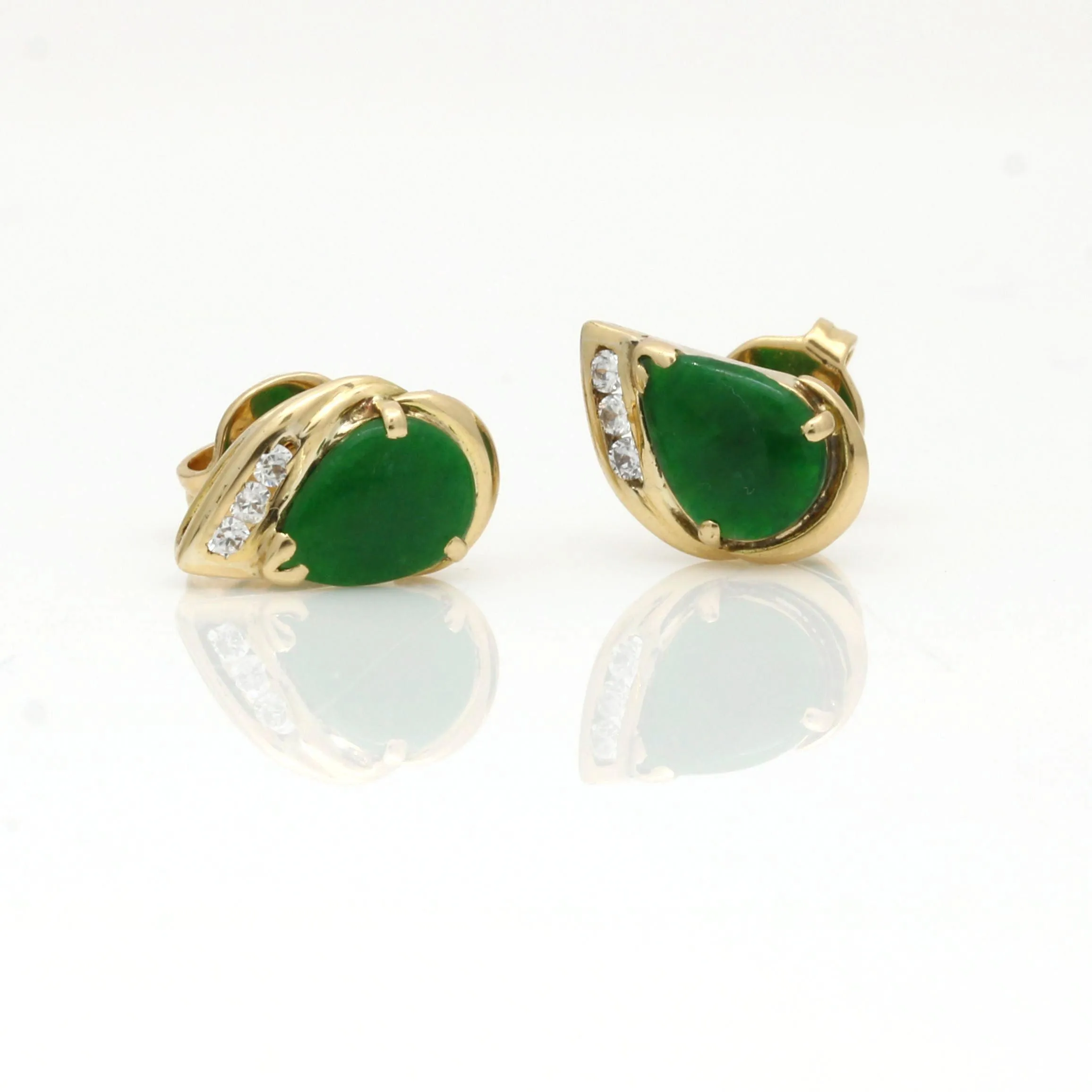 Women's Emerald Green Jade Drop Stud Earrings in 18k Yellow Gold
